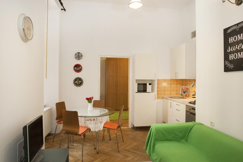 Carolyn Apartman In The Old City Apartment Budapest Ngoại thất bức ảnh